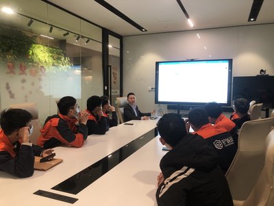 賦能服務(wù)團(tuán)隊(duì) 酒店管理中現(xiàn)場作業(yè)人員技能強(qiáng)化培訓(xùn)策略